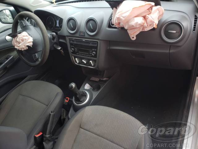 2014 VOLKSWAGEN GOL 