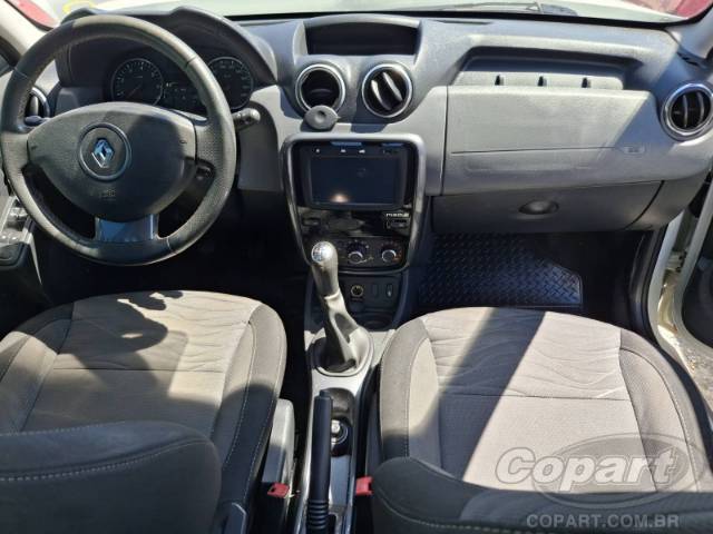 2015 RENAULT DUSTER 