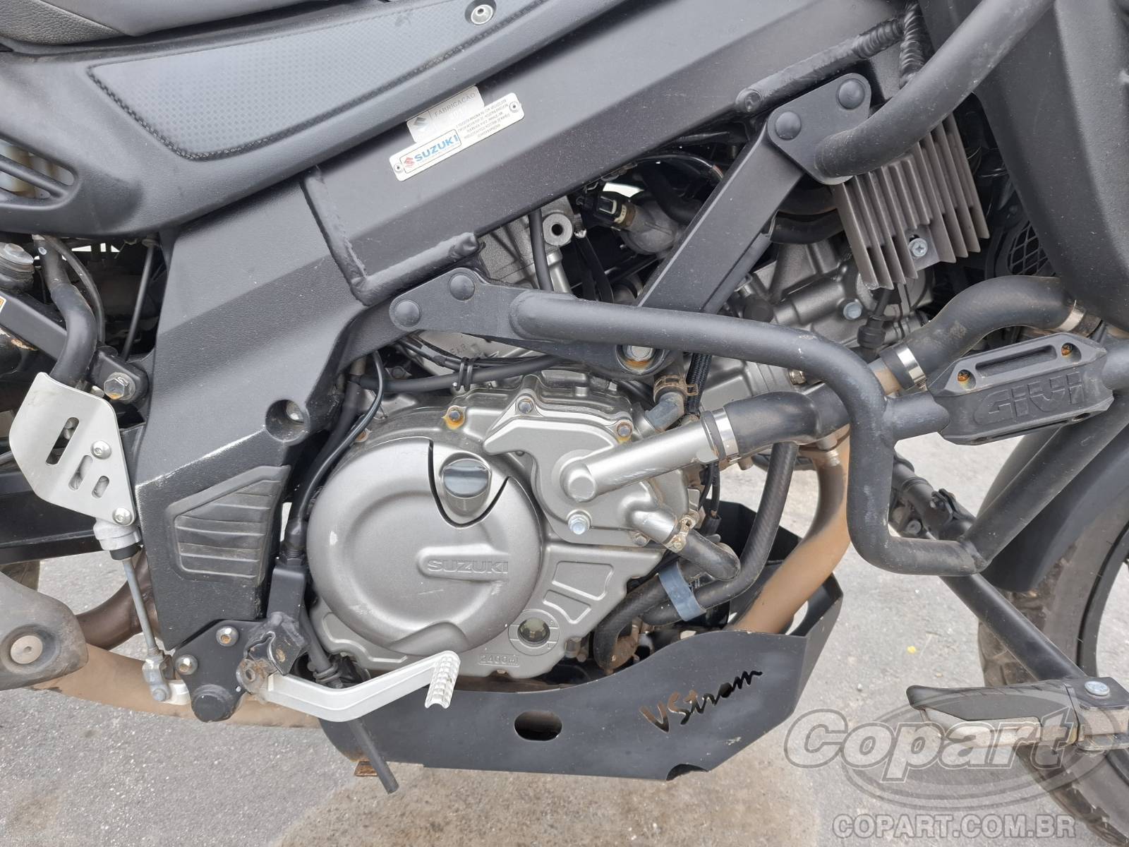 2018 SUZUKI V-STROM — foto 5 de 10