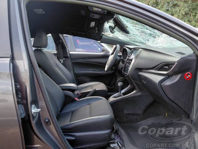 2023 TOYOTA YARIS 