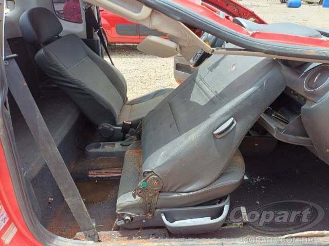 2014 VOLKSWAGEN SAVEIRO CE 