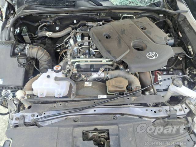 2025 TOYOTA HILUX CD 