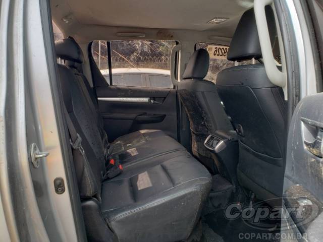 2019 TOYOTA HILUX CD 