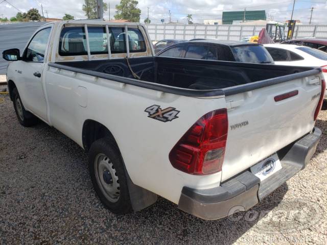 2019 TOYOTA HILUX CS 