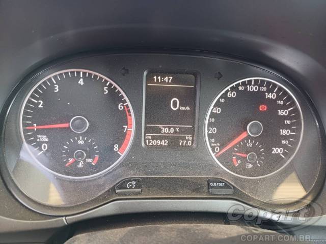 2015 VOLKSWAGEN FOX 
