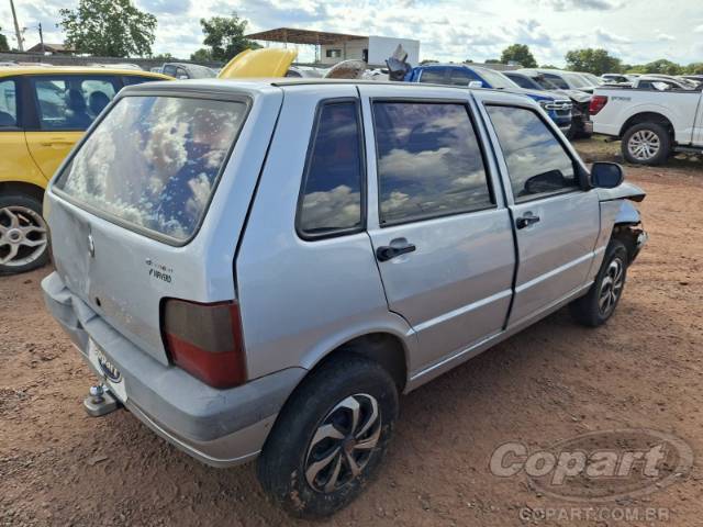2013 FIAT UNO 