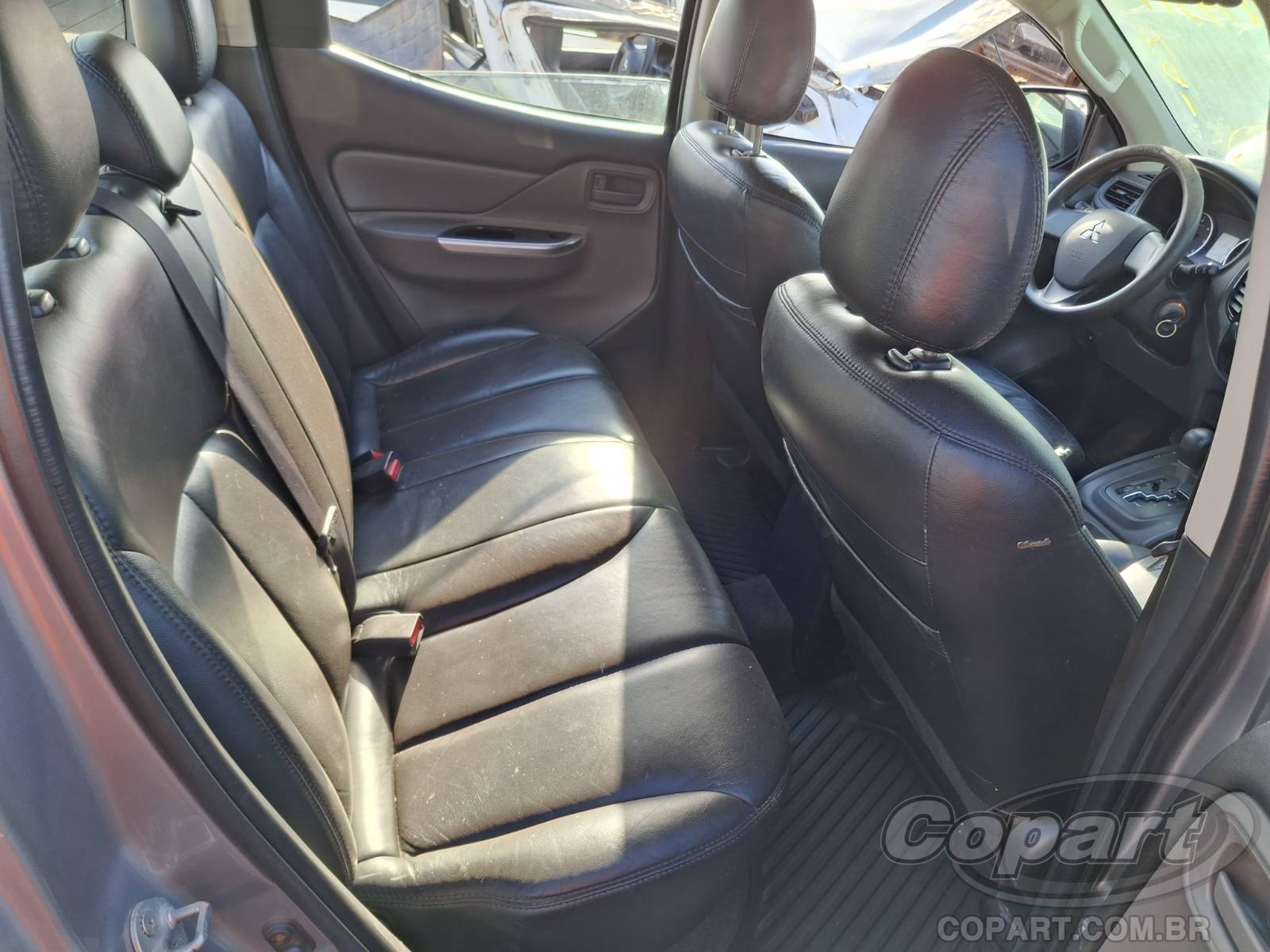 2022 MITSUBISHI L200 TRITON — foto 6 de 10