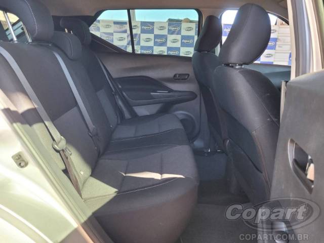 2025 NISSAN Kicks Play 