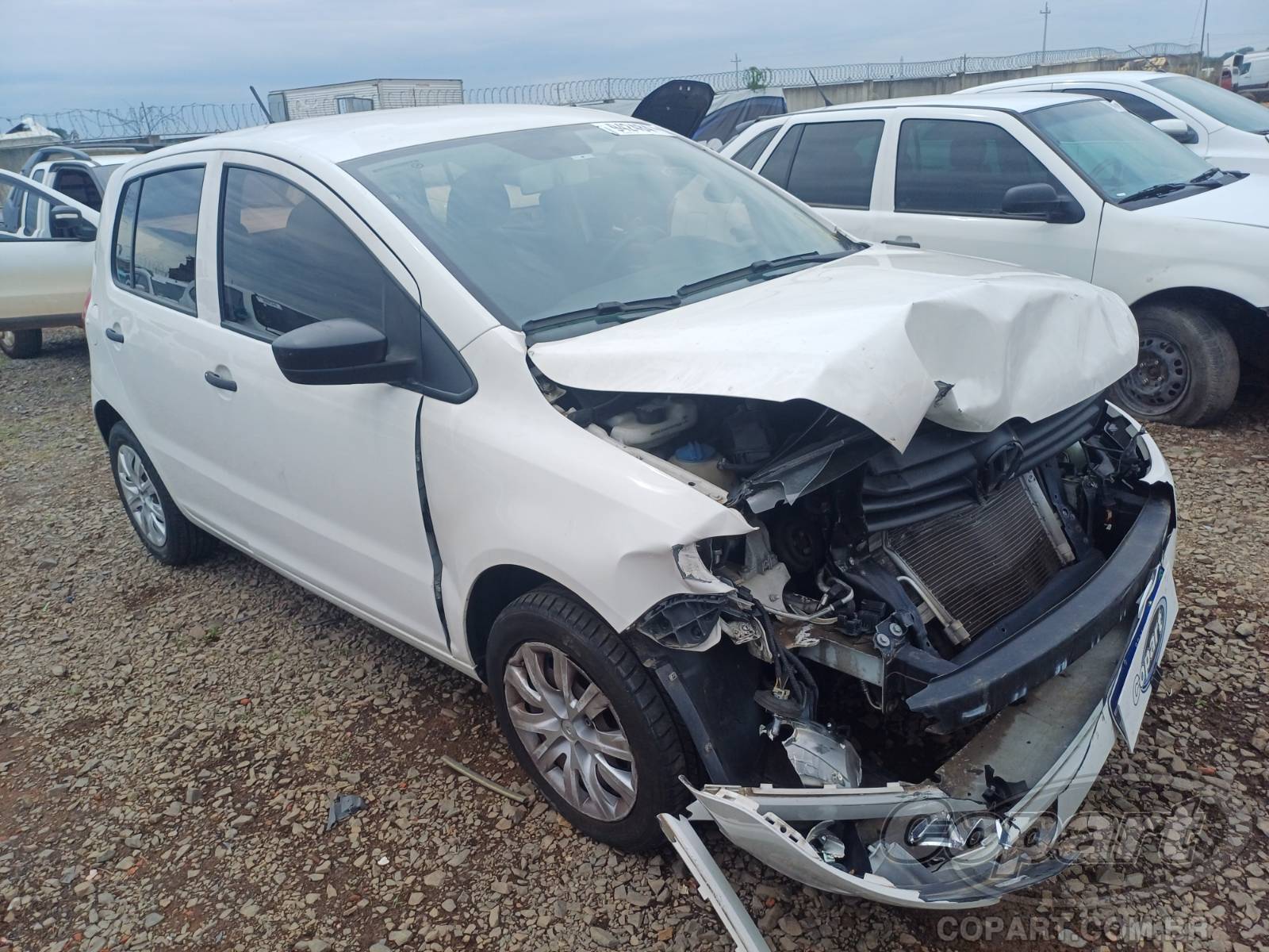 Veículo VW - VolksWagen Fox Volkswagen Fox 1.0 Total Flex 2013 Pequena Monta 2013 em leilão