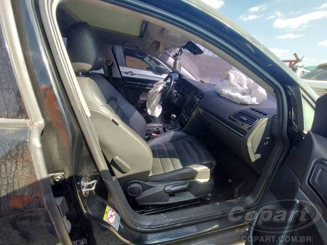 2015 VOLKSWAGEN GOLF 