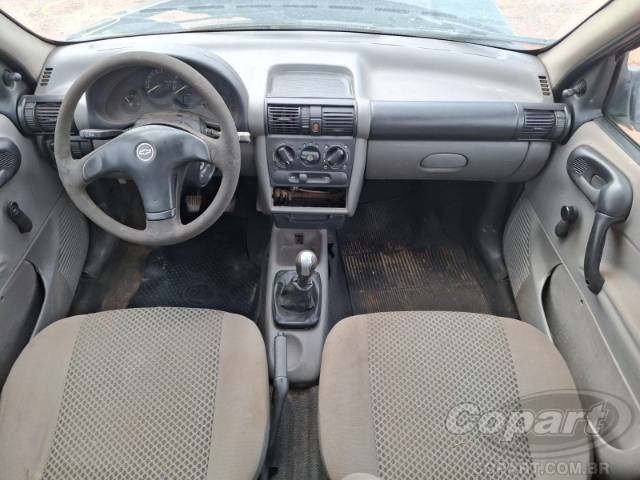 2010 CHEVROLET CLASSIC 