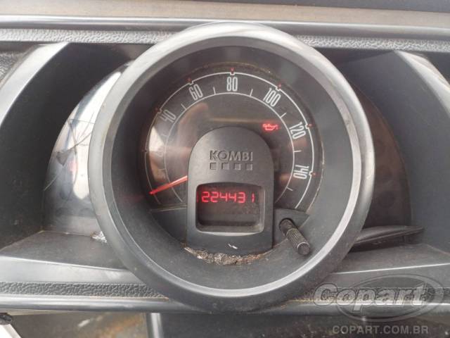 2010 VOLKSWAGEN KOMBI 