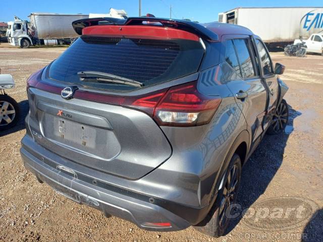 2023 NISSAN KICKS 
