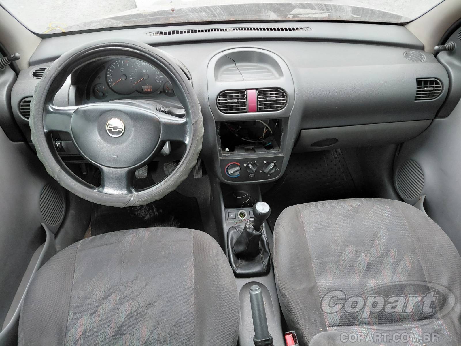 Foto 9 de 13: 2003 CHEVROLET CORSA SEDAN