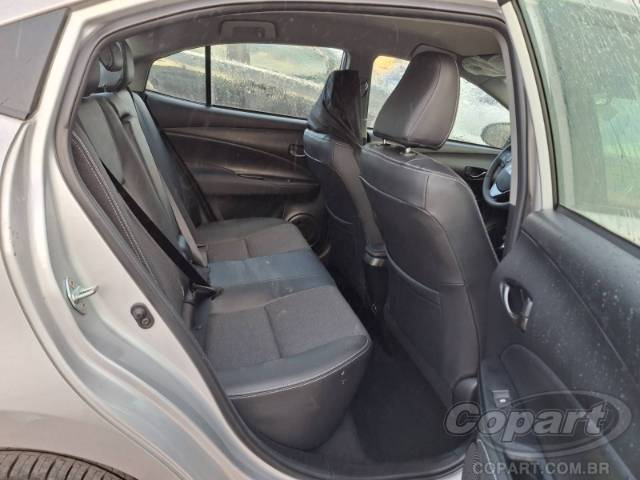 2025 TOYOTA YARIS SEDA 