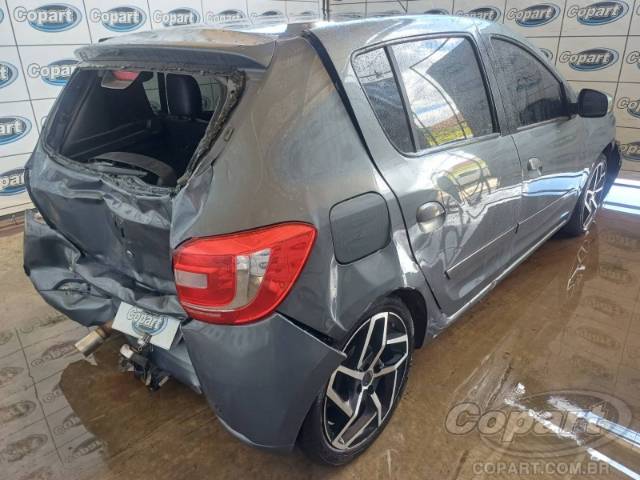 2016 RENAULT SANDERO 