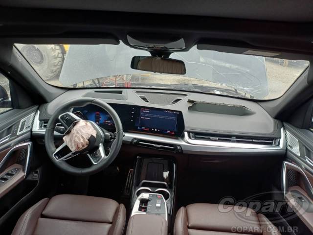 2025 BMW X1 
