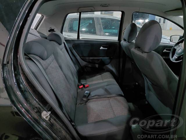 2014 VOLKSWAGEN FOX 