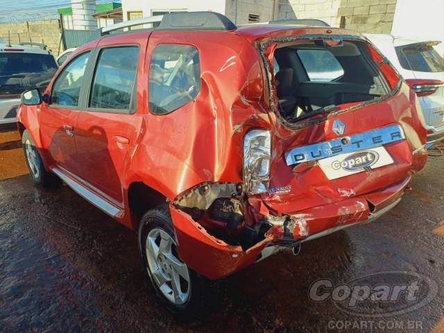 2015 RENAULT DUSTER 
