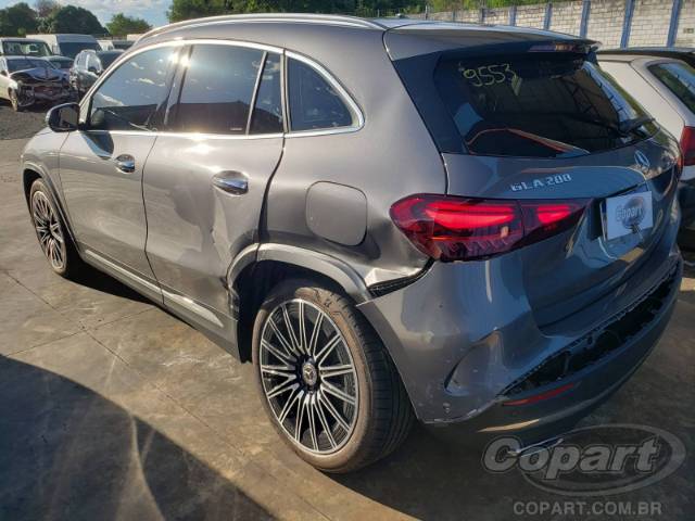 2025 MERCEDES BENZ GLA 