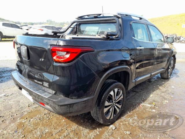 2022 FIAT TORO 
