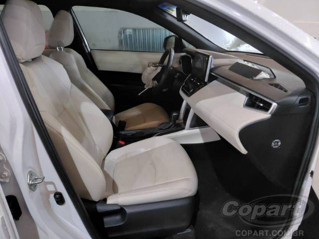 2024 TOYOTA COROLLA CROSS 