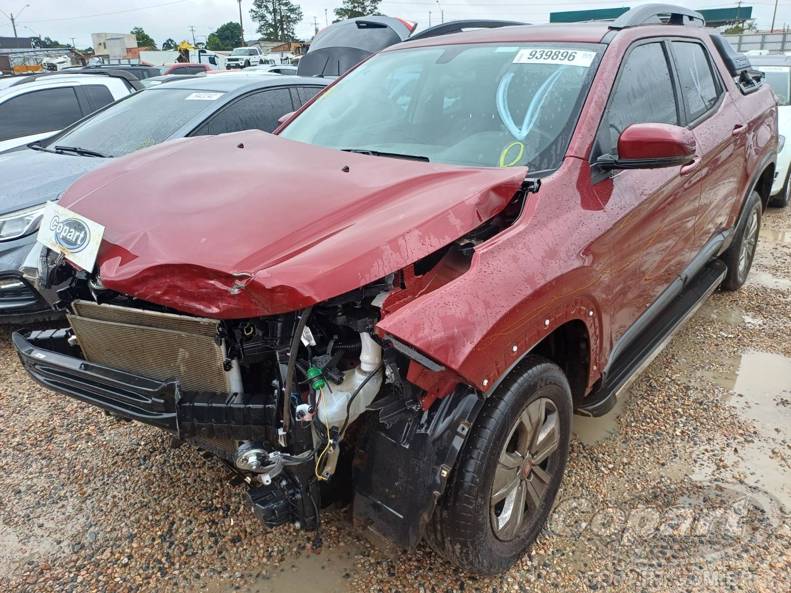 Foto 2: 2020 FIAT TORO