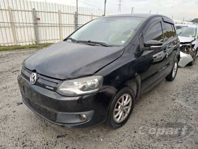 2013 VOLKSWAGEN FOX 