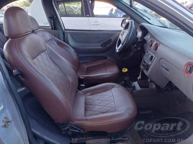 2001 CHEVROLET CELTA 