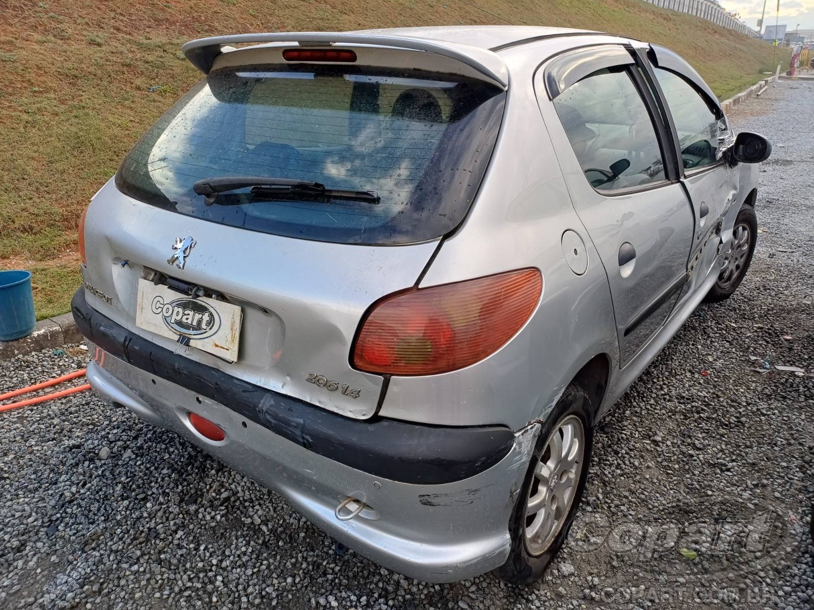 2008 PEUGEOT 206 — foto 4 de 11