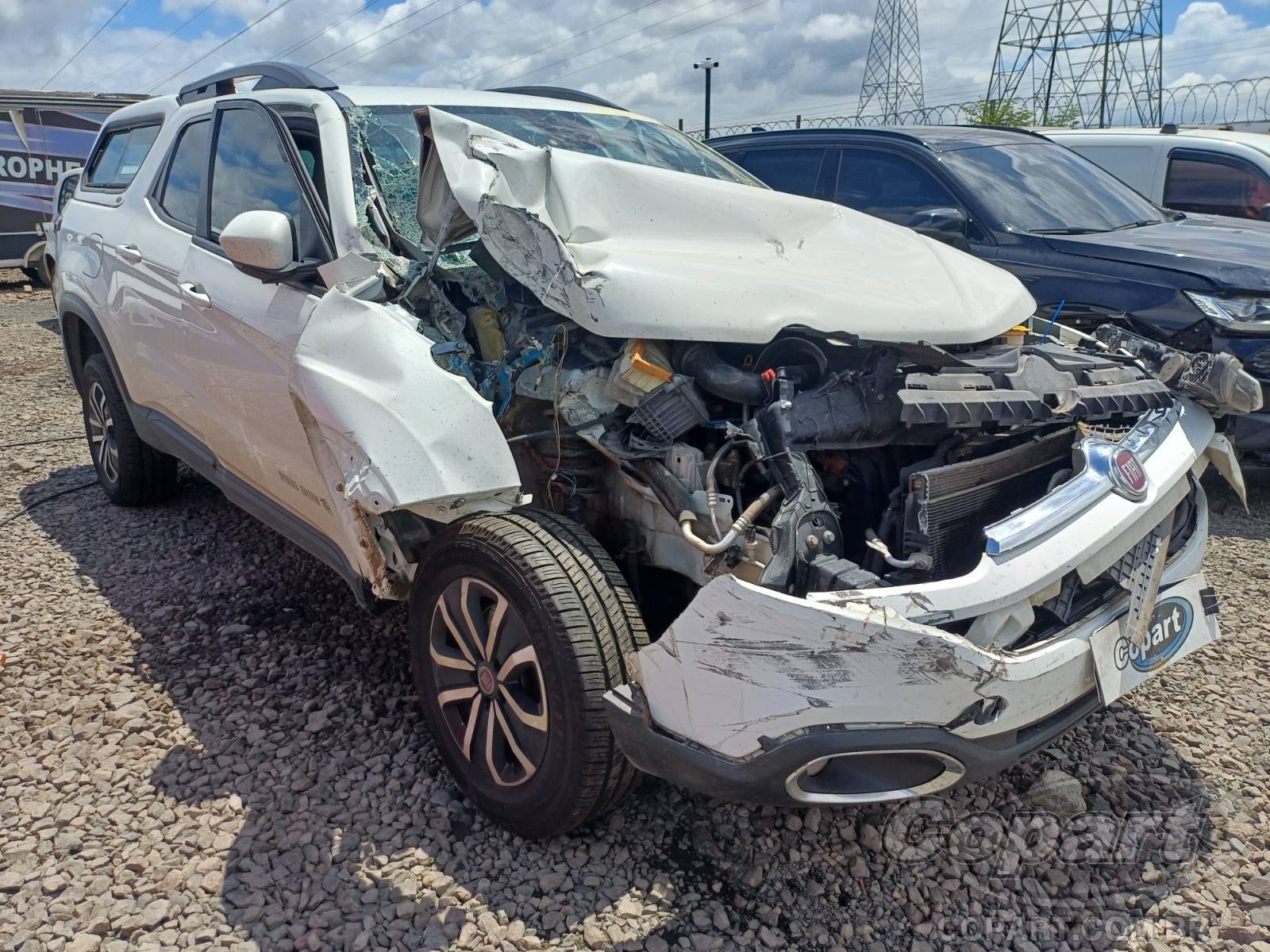 Veículo Fiat Toro Fiat Toro Freedom AT6 1.8 16V E.torQ 2017 2017 em leilão