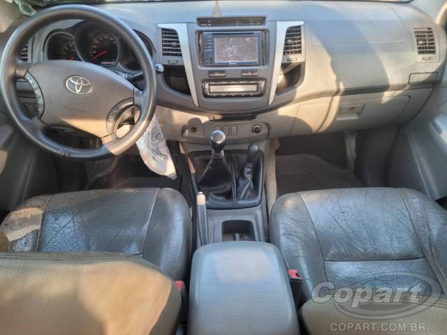 2010 TOYOTA HILUX CD 