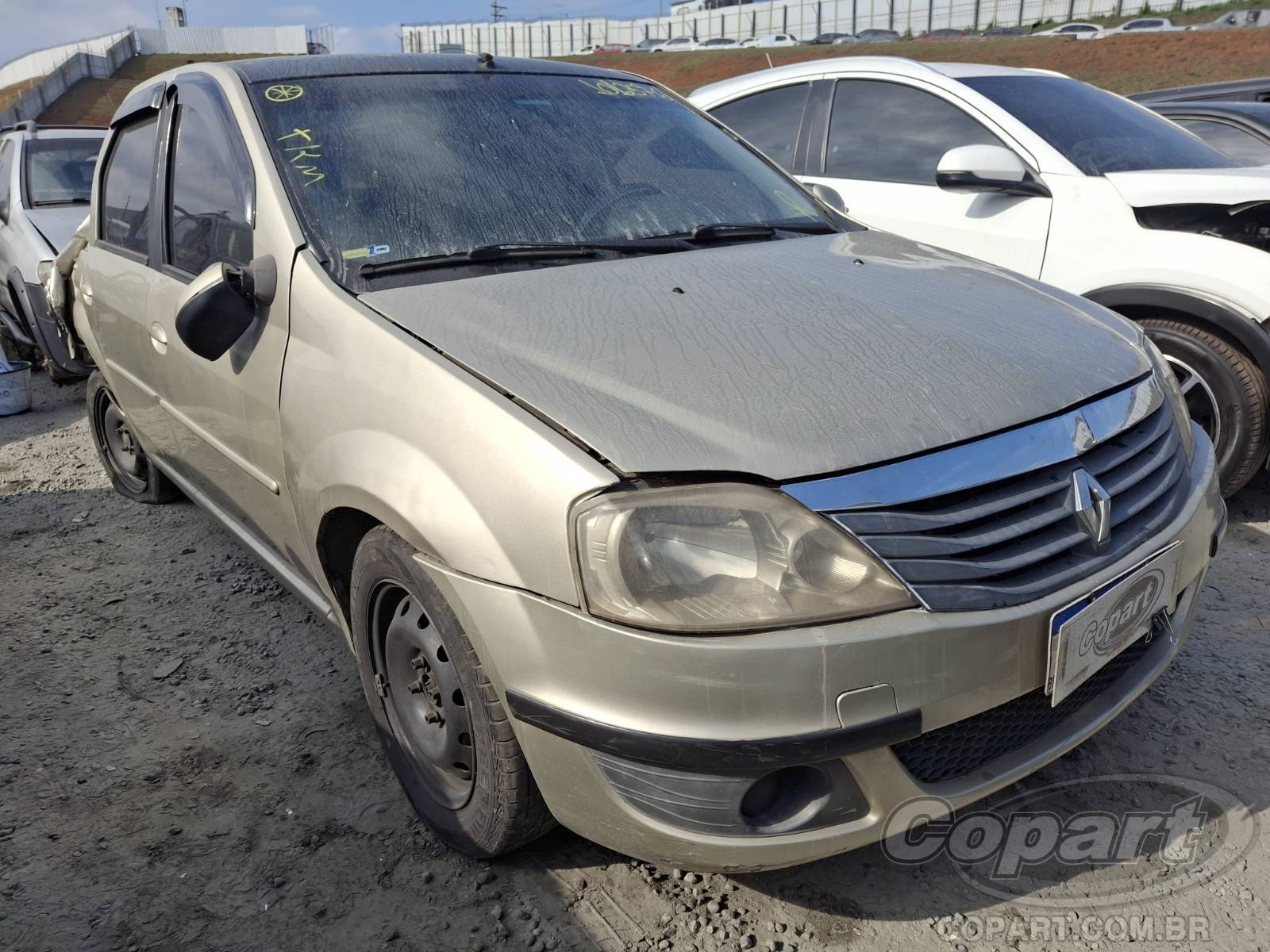 Veículo Renault Logan RENAULT LOGAN Expression 1.6 Hi-Power 2013 2013 em leilão