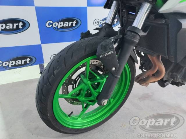 2025 KAWASAKI Z500 