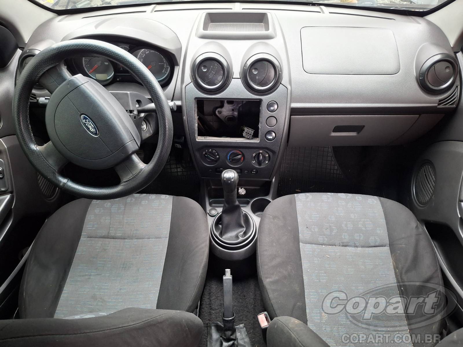 Foto 9 de 14: 2011 FORD FIESTA