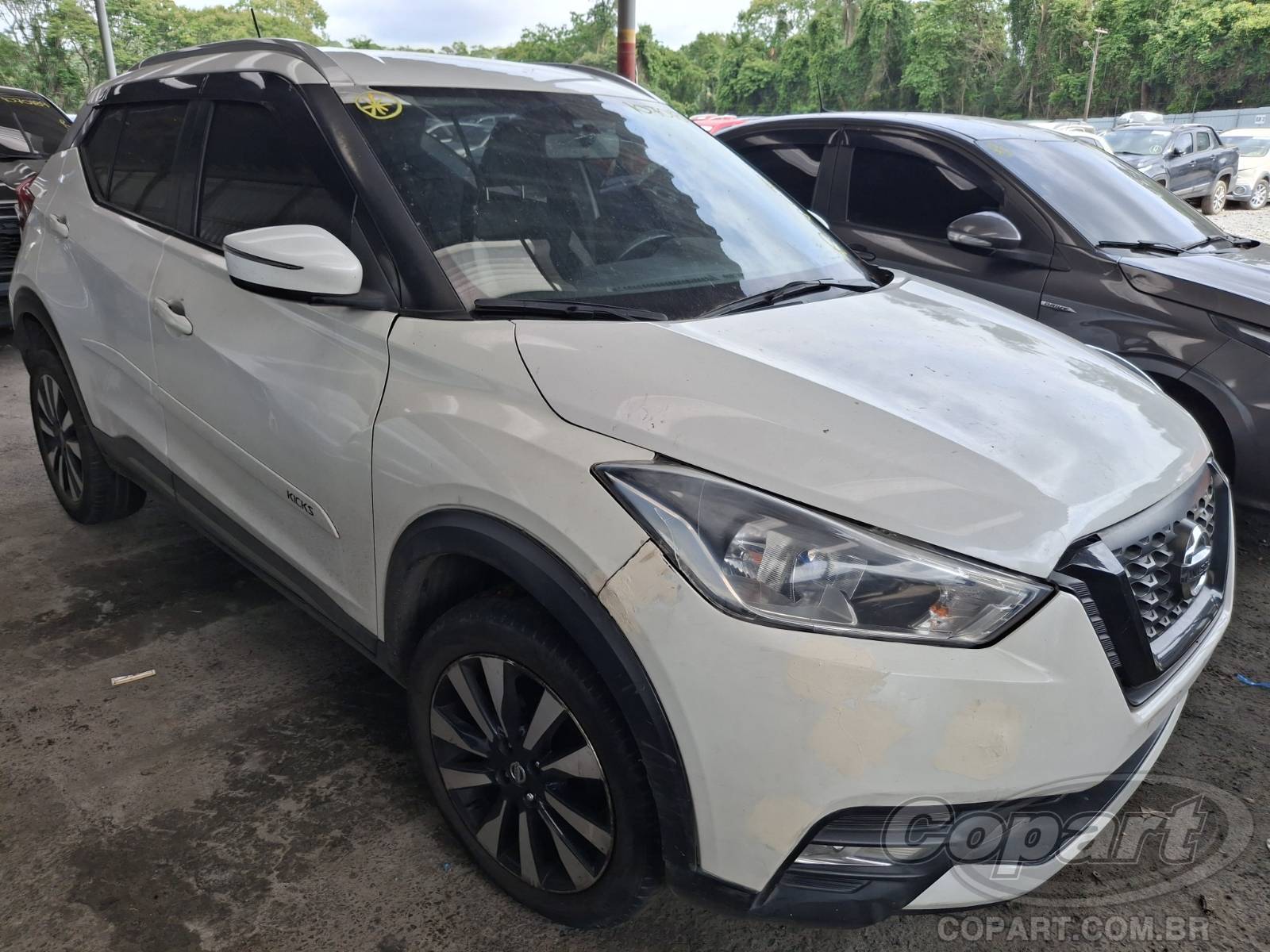 Nissan Kicks 1.6 16V FLEX SUV Pequeno 2020