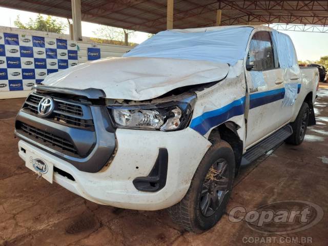 2022 TOYOTA HILUX CD 
