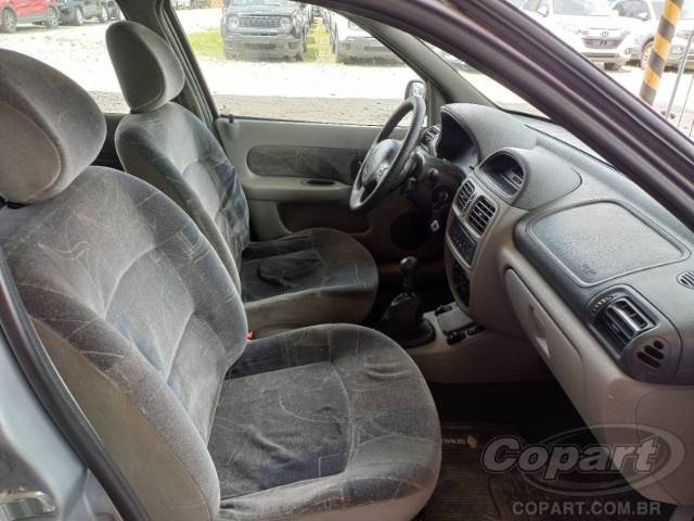 2006 RENAULT CLIO SEDAN 