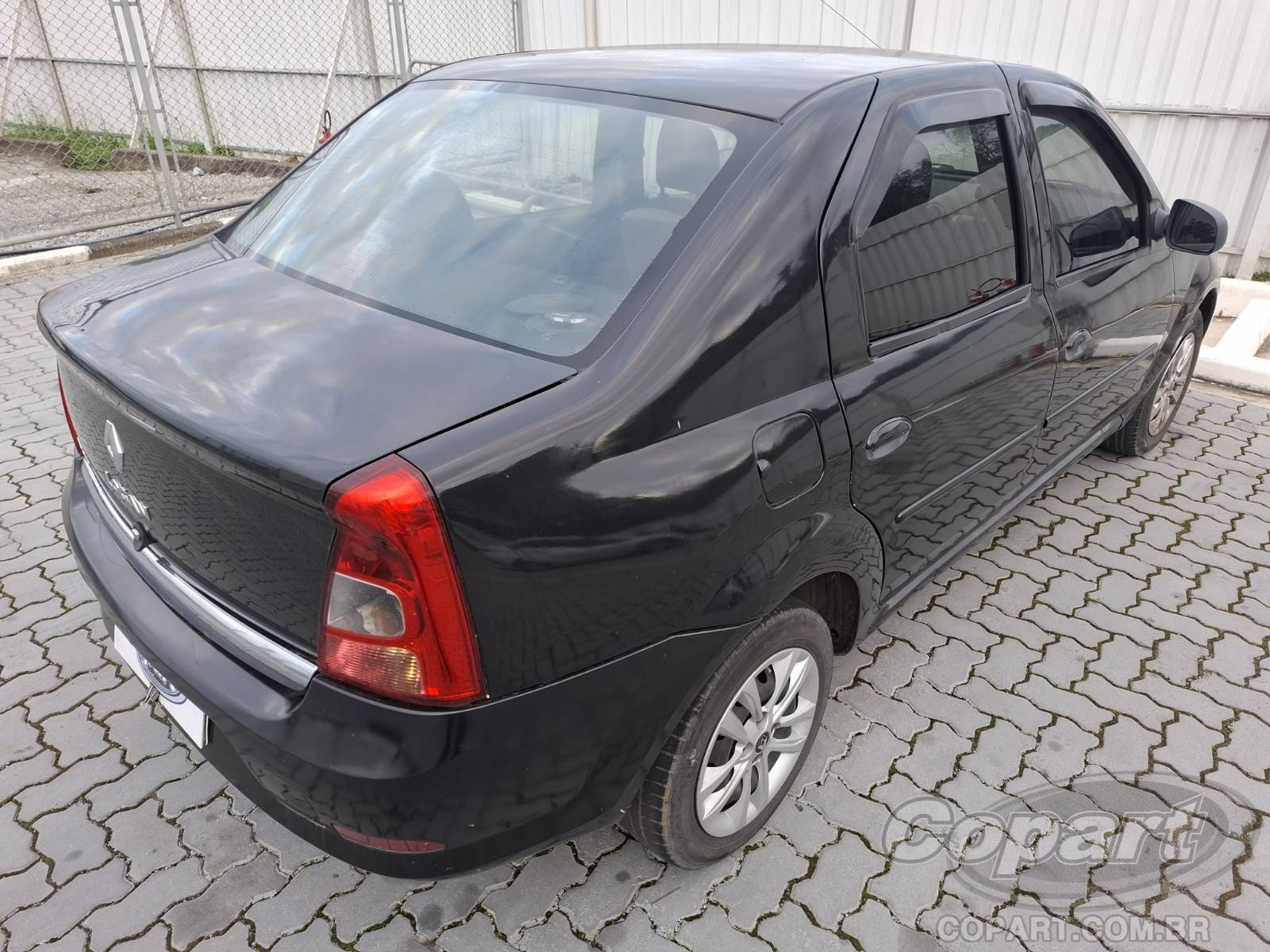 Foto 4: 2013 RENAULT LOGAN