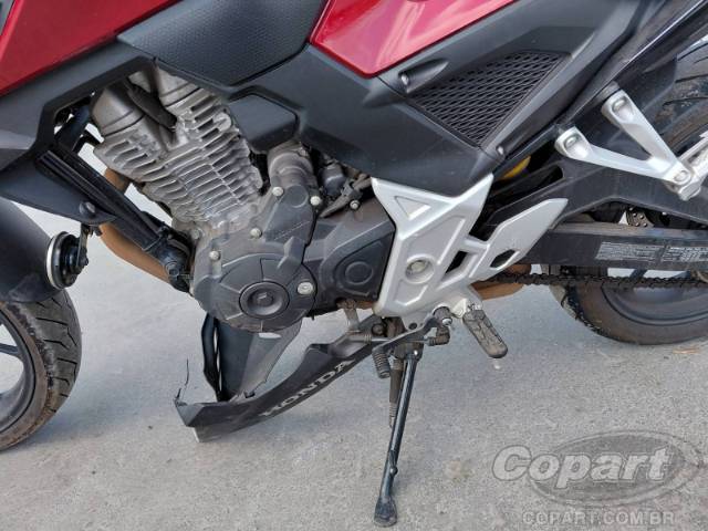 2025 HONDA CB 300F 