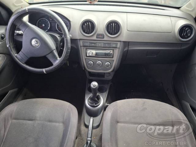 2010 VOLKSWAGEN VOYAGE 