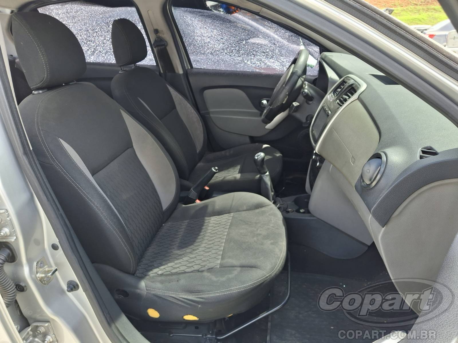 Foto 5: 2018 RENAULT LOGAN