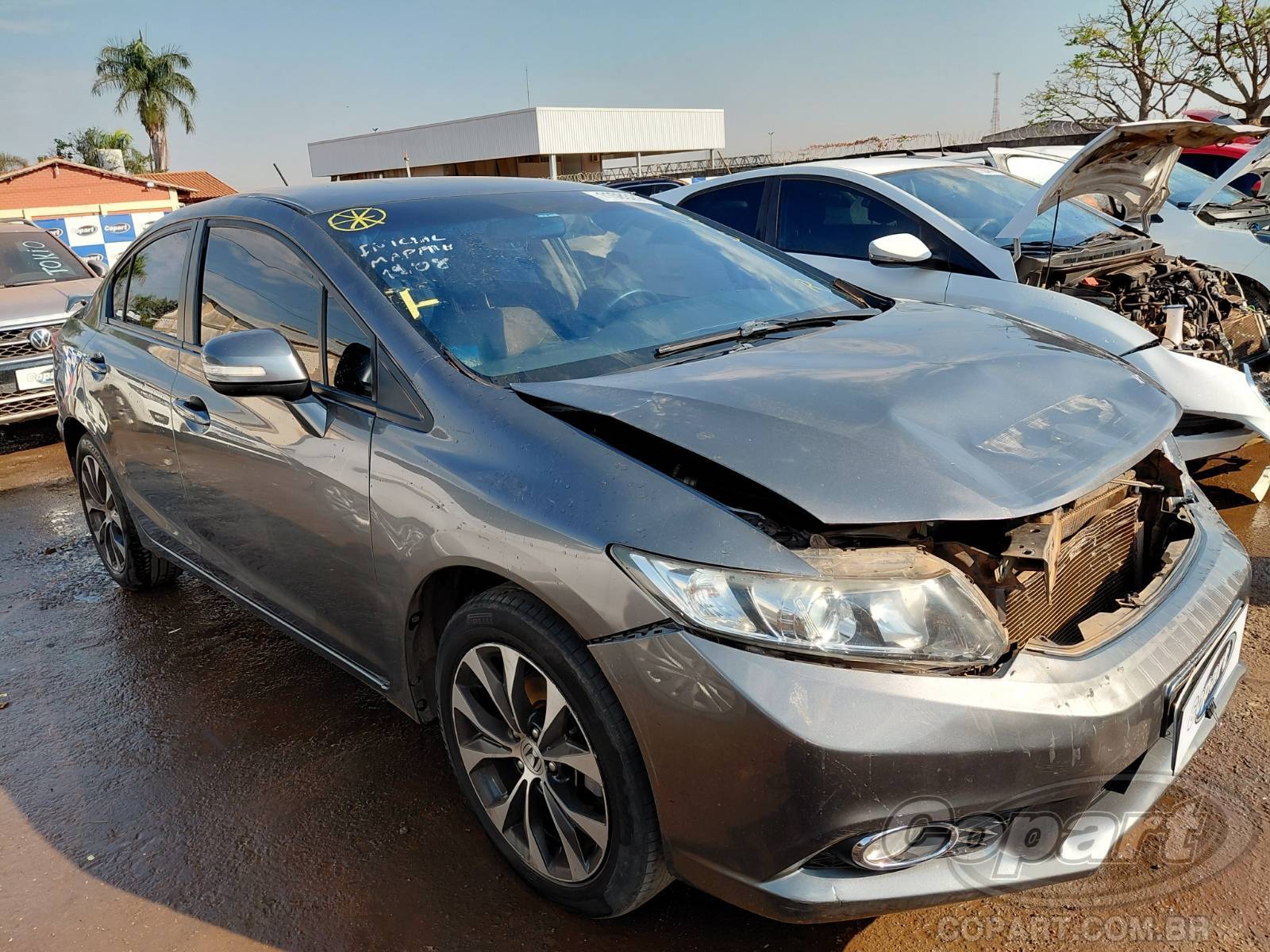Honda Civic 2014 em leilão