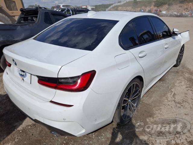 2021 BMW SERIE 3 