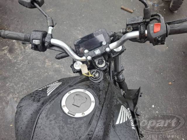 2025 HONDA CB 300F 