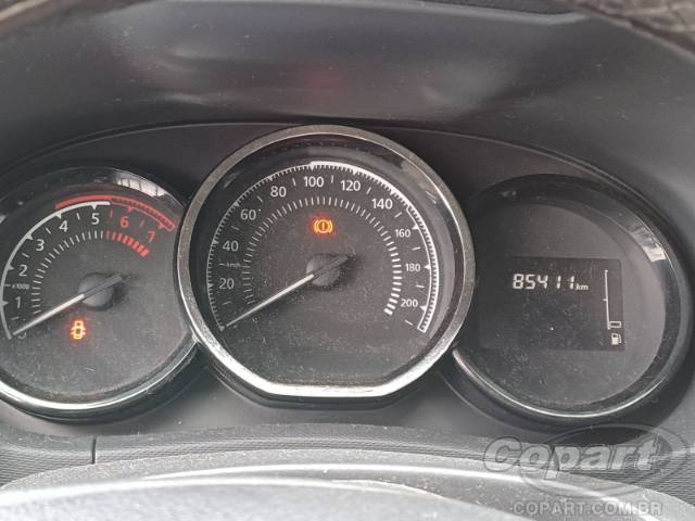 2022 RENAULT DUSTER OROCH 