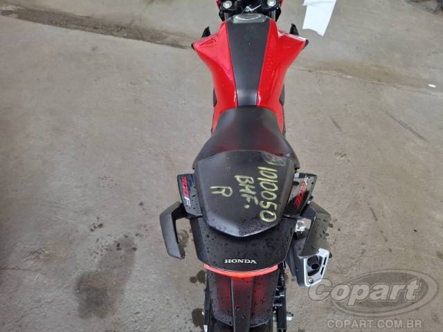 2024 HONDA CB 300F 