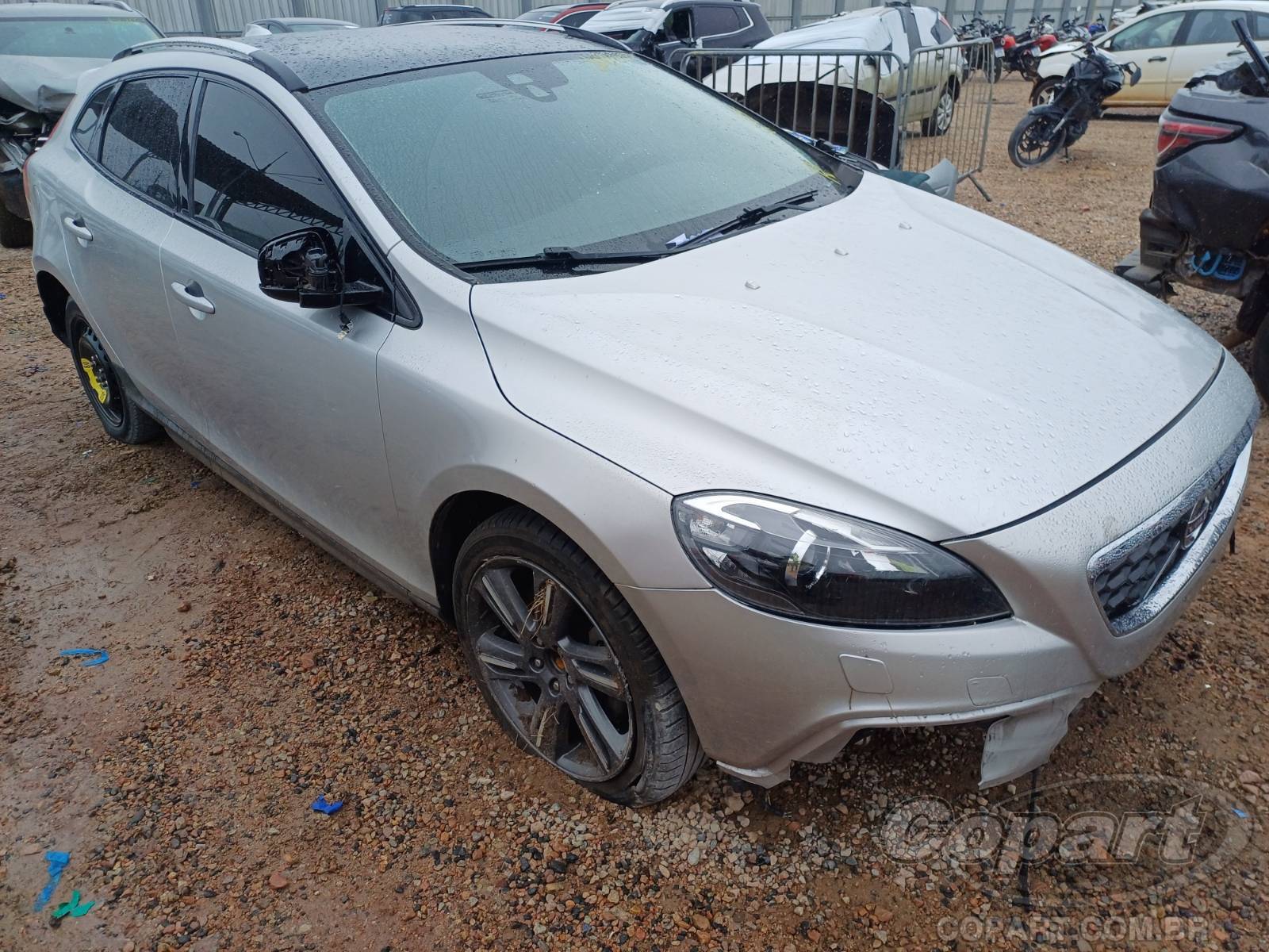 Veículo Volvo V40 Volvo V40 2.0 I5 Turbo 2014 em leilão