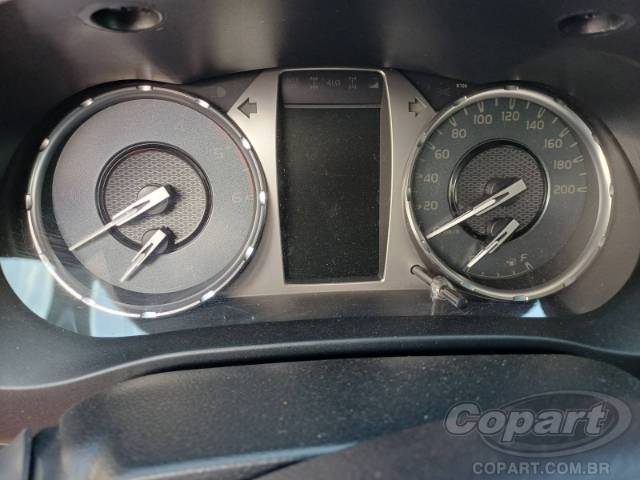 2025 TOYOTA HILUX CD 