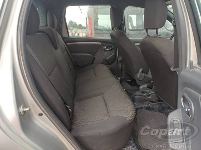 2017 RENAULT DUSTER OROCH 